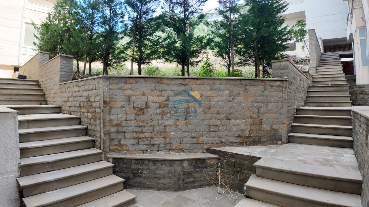 5 Rruga Jonufer, Vlore 9405